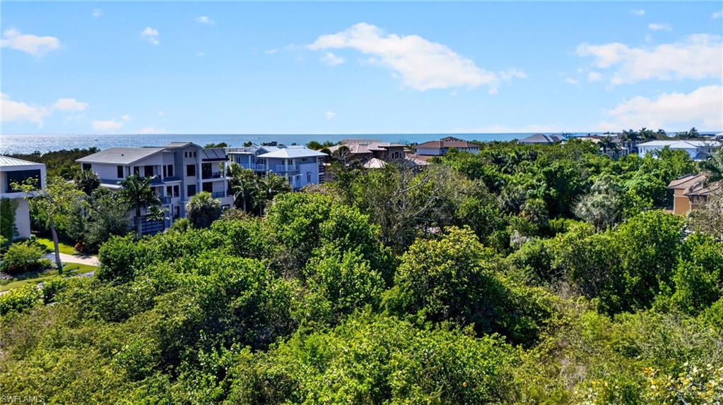 HIDEAWAY BEACH - Land