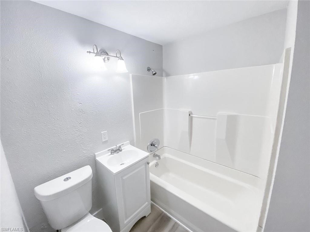 MARIANA HEIGHTS - Residential Lease