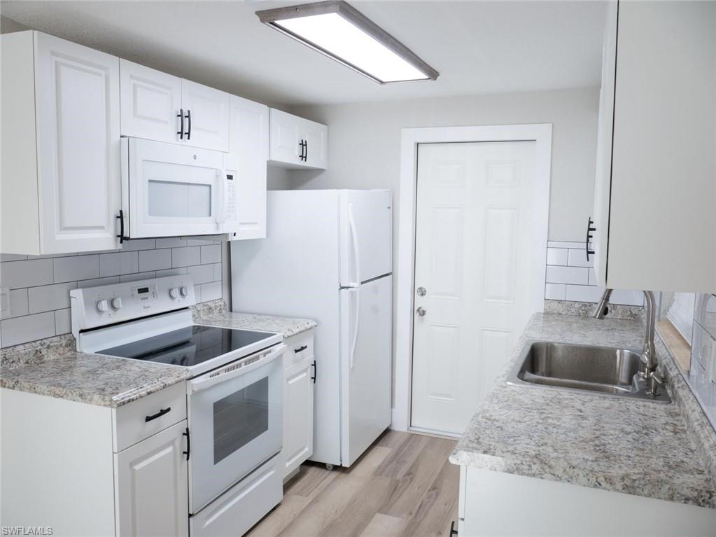 MARIANA HEIGHTS - Residential Lease