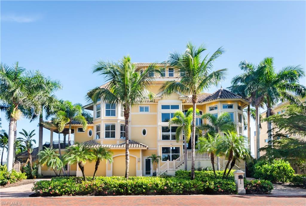 BAREFOOT BEACH - Residential