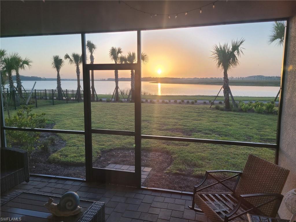 CRESCENT LAKES - Residential