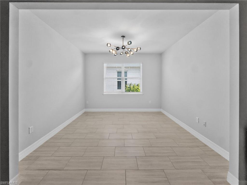 CRESCENT LAKES - Residential