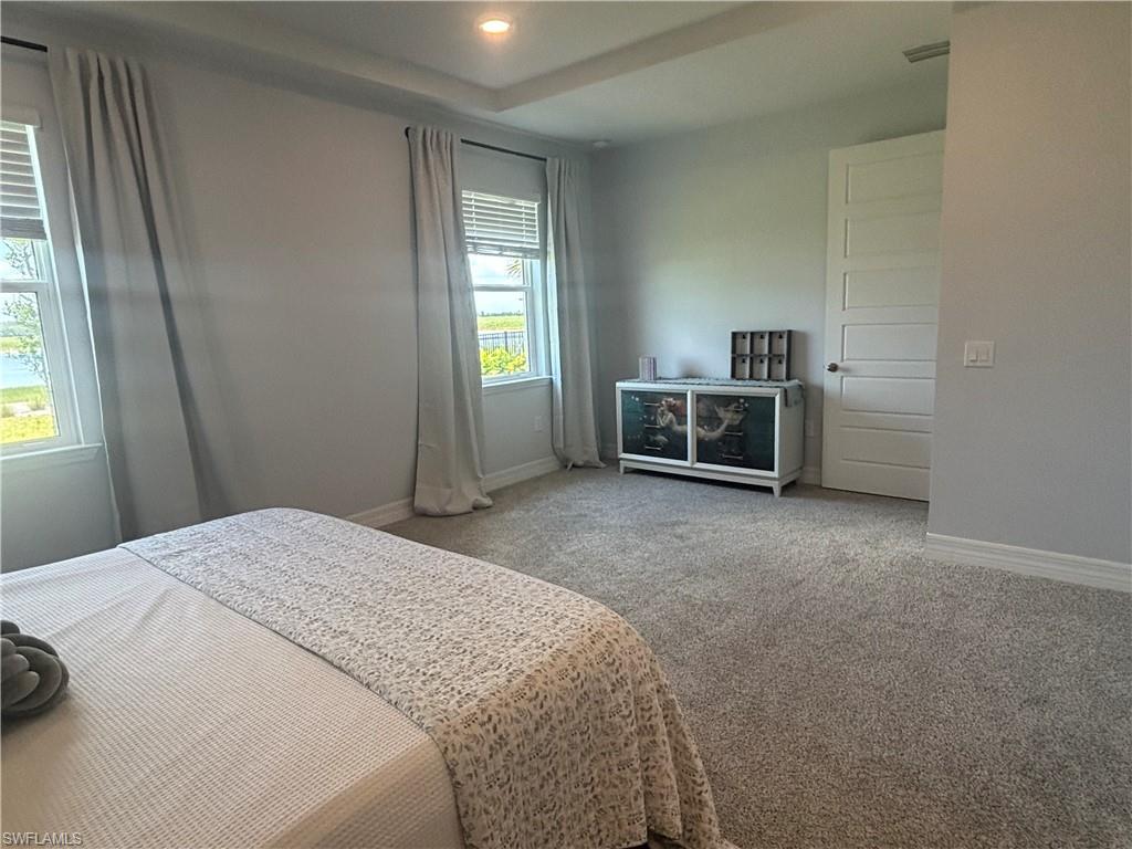 CRESCENT LAKES - Residential
