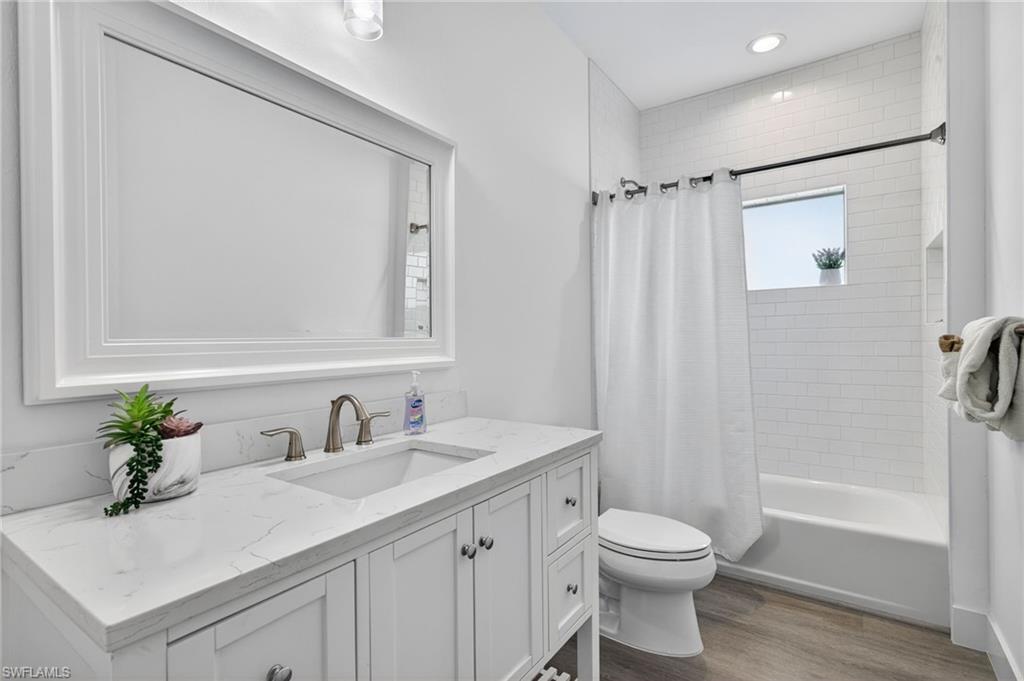 VICTORIA COVE CONDO - Residential