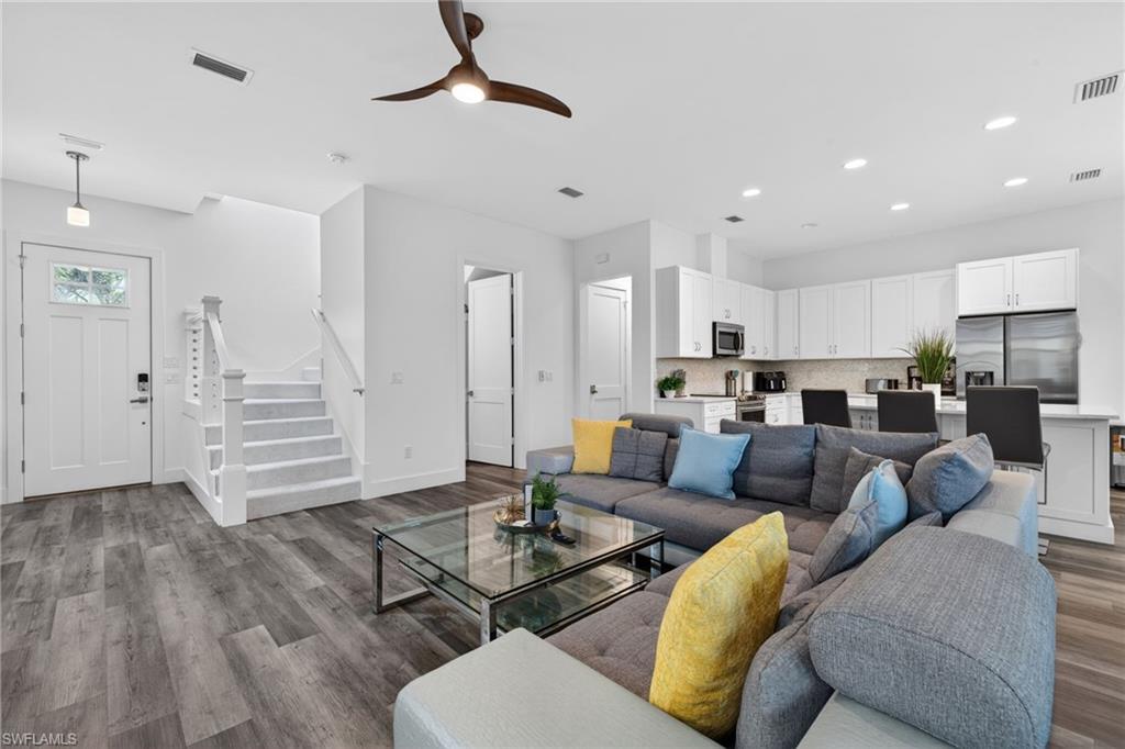 VICTORIA COVE CONDO - Residential