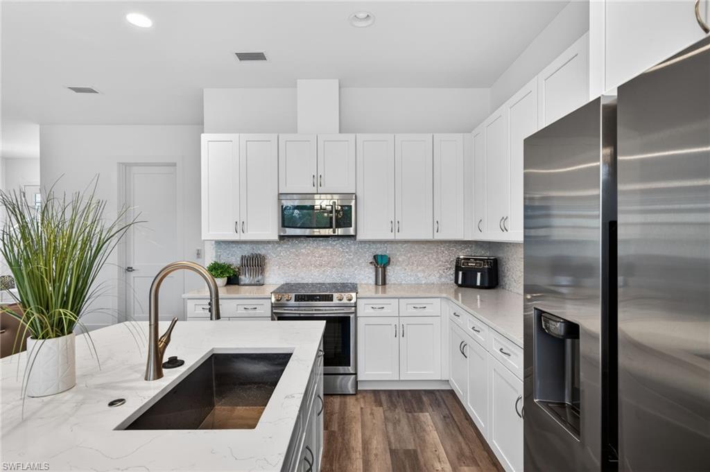 VICTORIA COVE CONDO - Residential