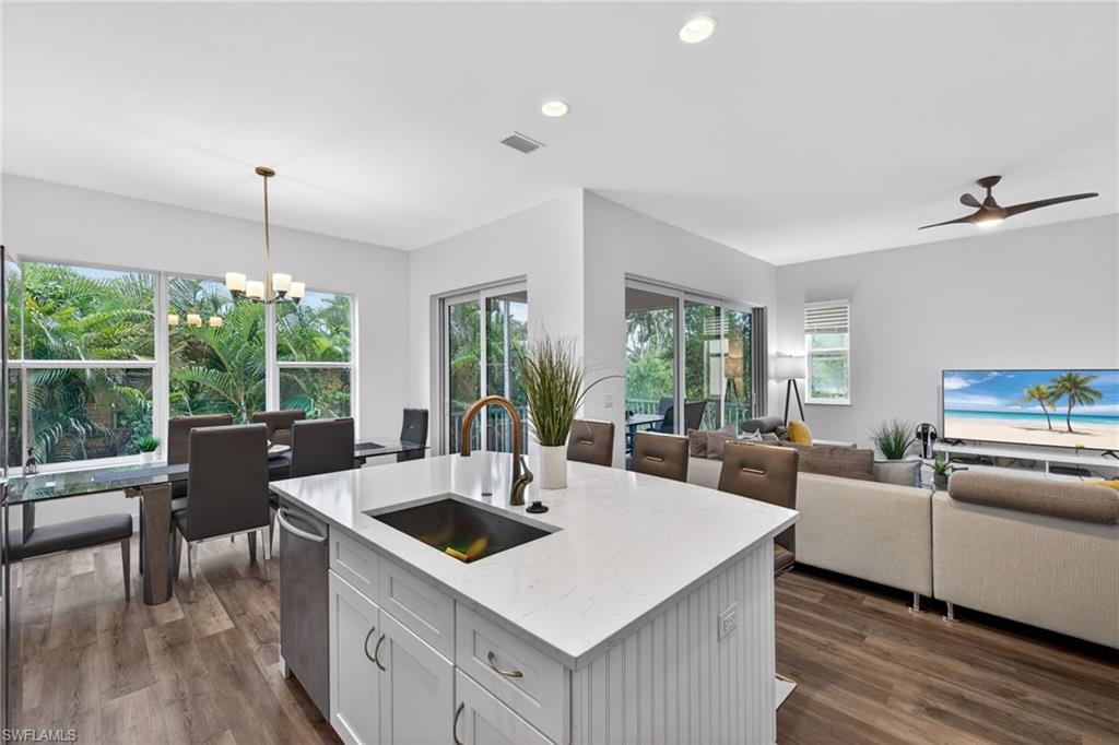 VICTORIA COVE CONDO - Residential