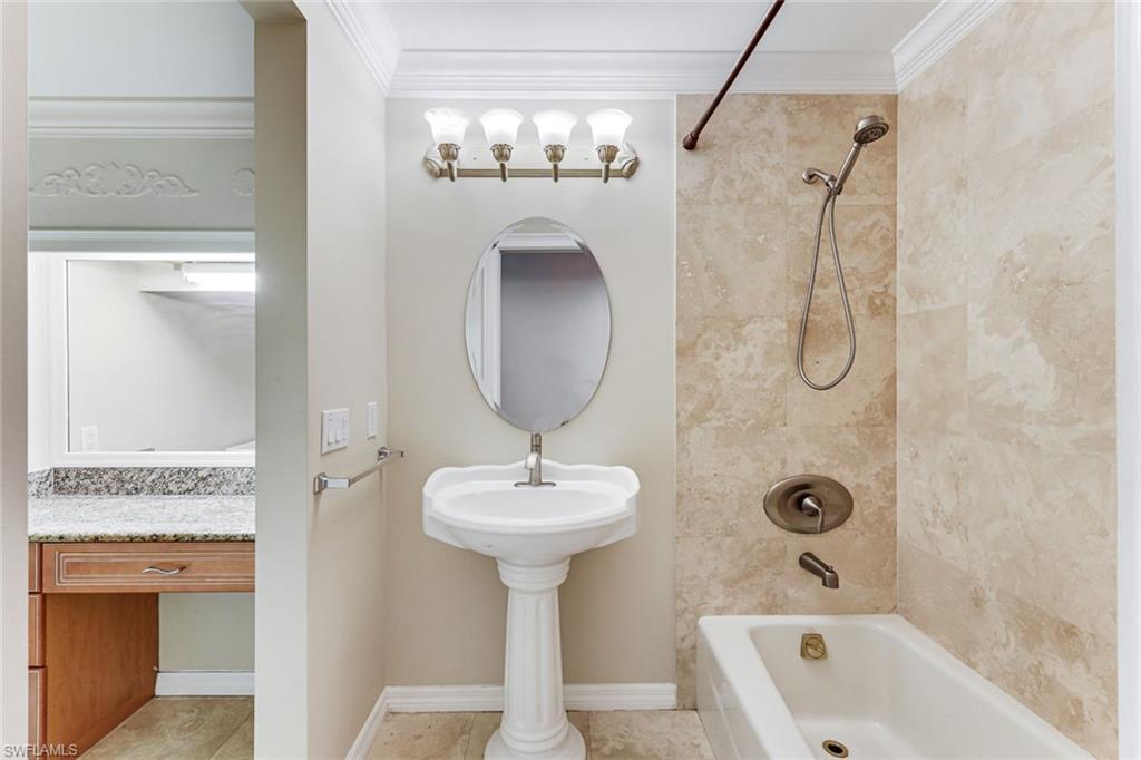 ORCHARDS - Residential Lease