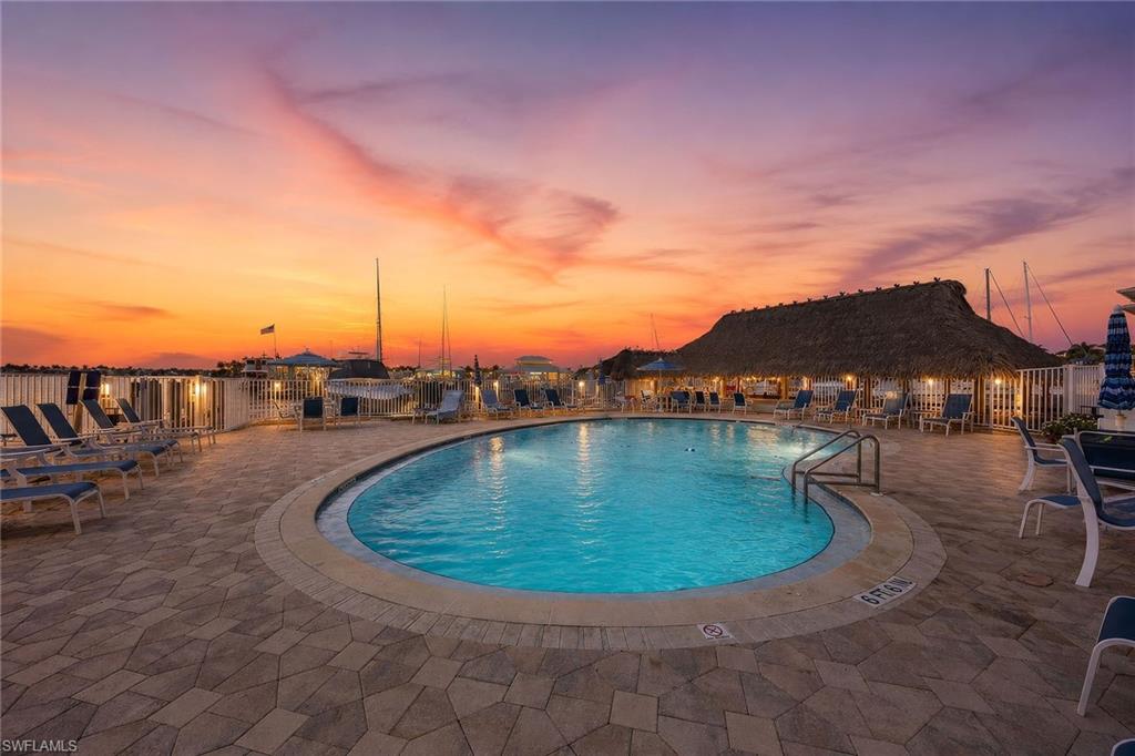 COVE INN - Residential