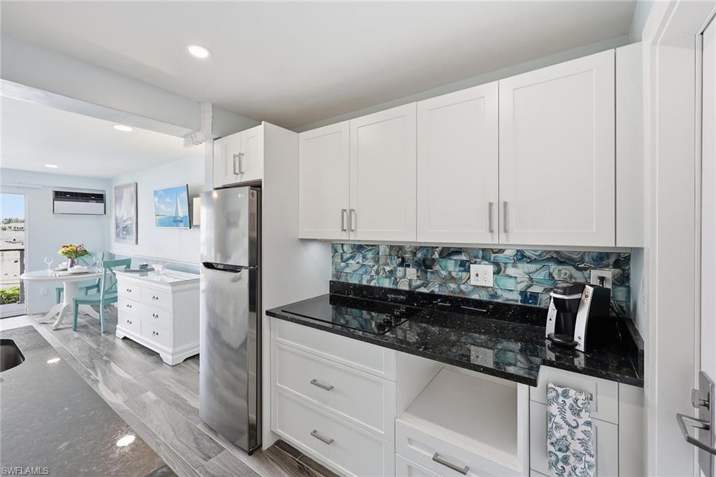 COVE INN - Residential