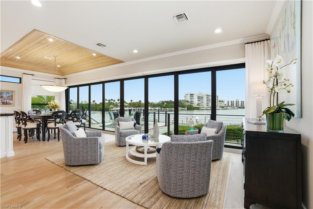SOUTHPORT ON THE BAY - Residential