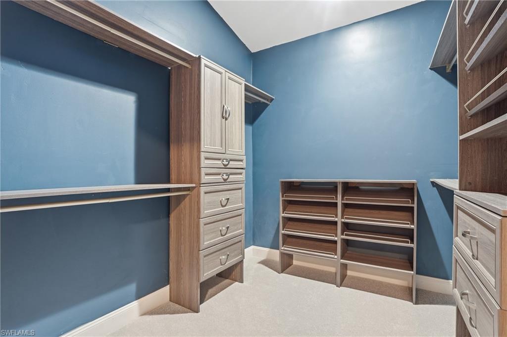 BERKSHIRE LAKES - Residential Lease