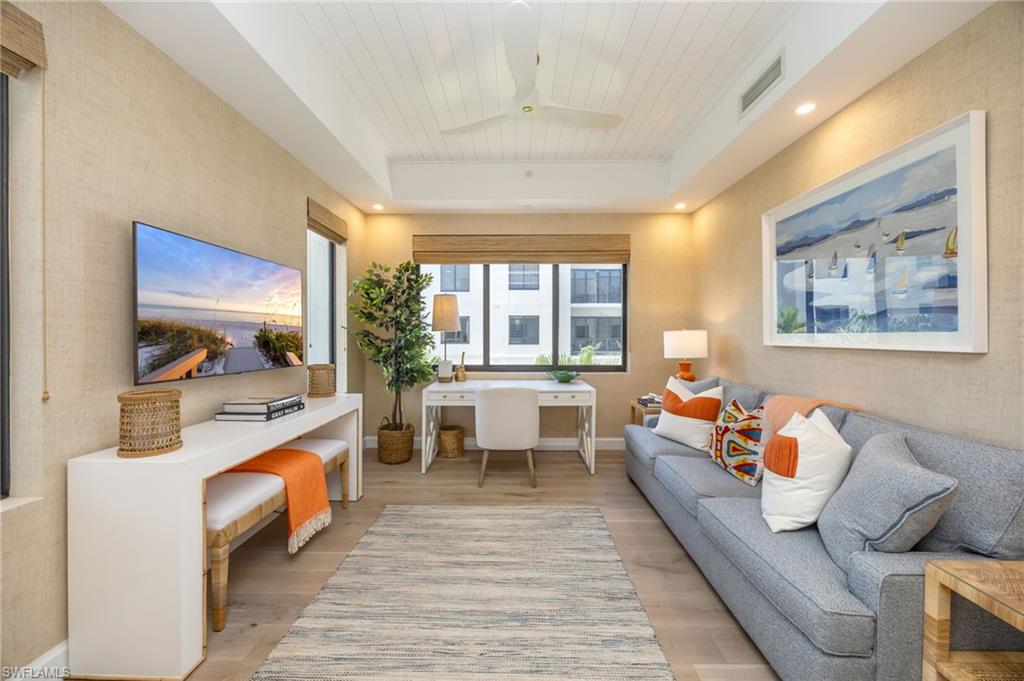 ELEVEN ELEVEN CENTRAL - Residential