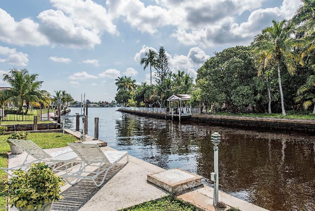 AQUALANE SHORES - Residential