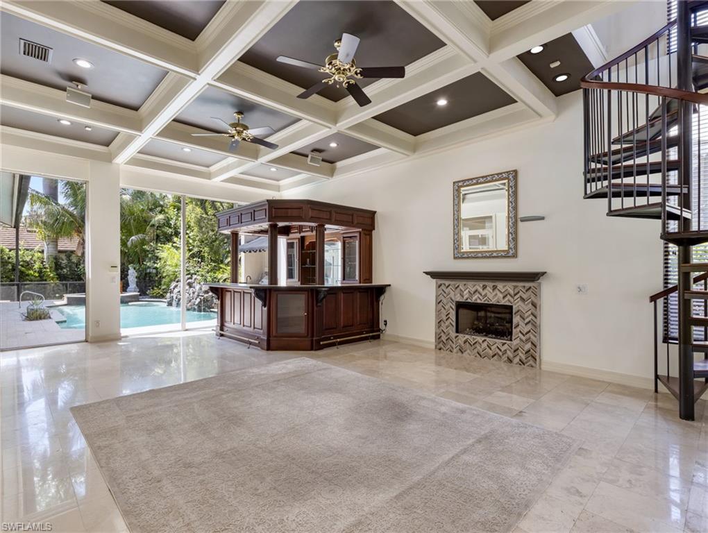 EDGEWATER - Residential