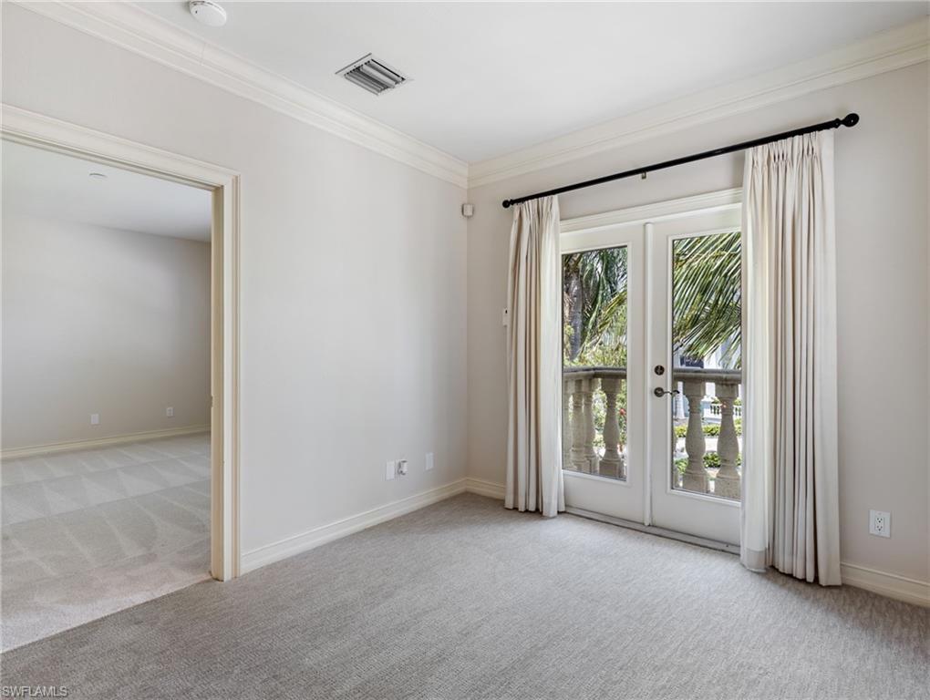 EDGEWATER - Residential