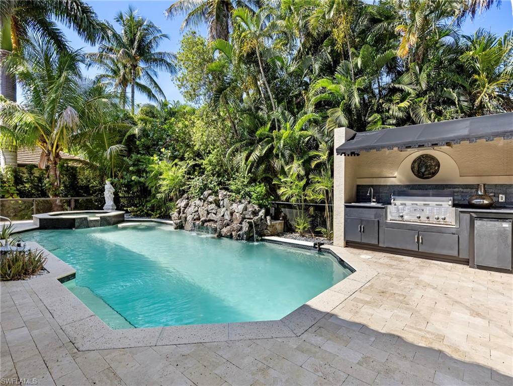 EDGEWATER - Residential