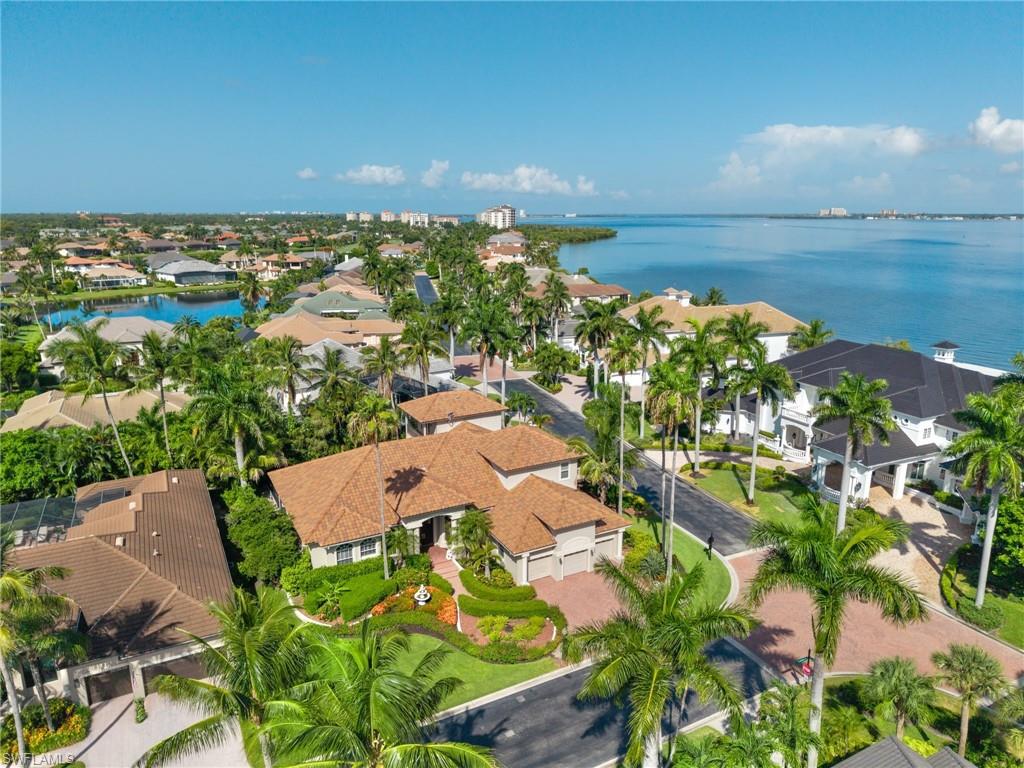 EDGEWATER - Residential