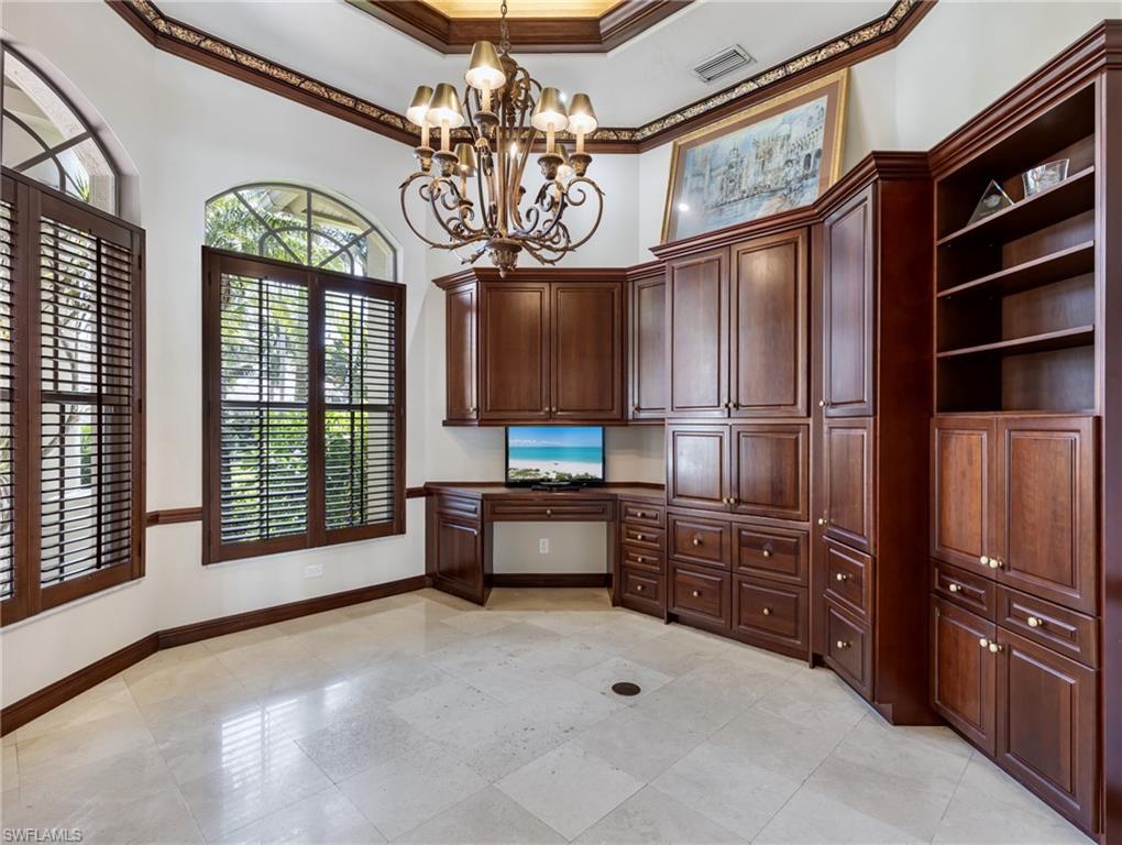 EDGEWATER - Residential