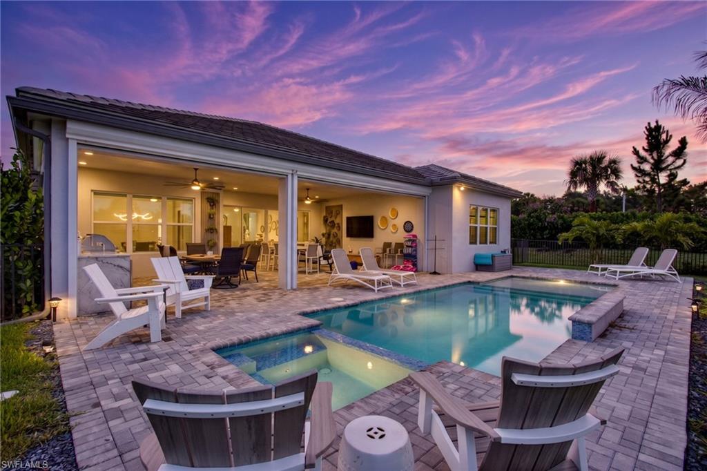VALENCIA TRAILS - Residential