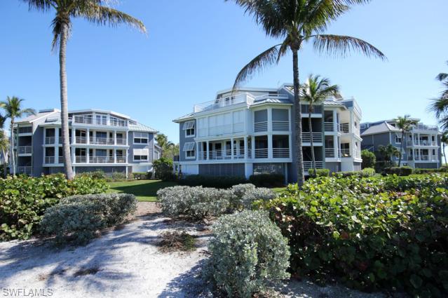 LAND'S END - Residential