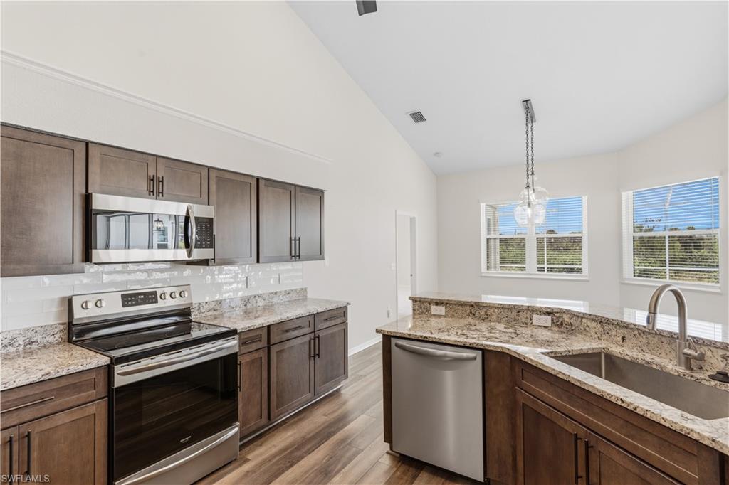 PINE VALLEY - Residential