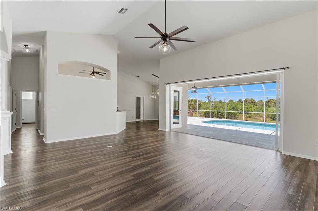 PINE VALLEY - Residential