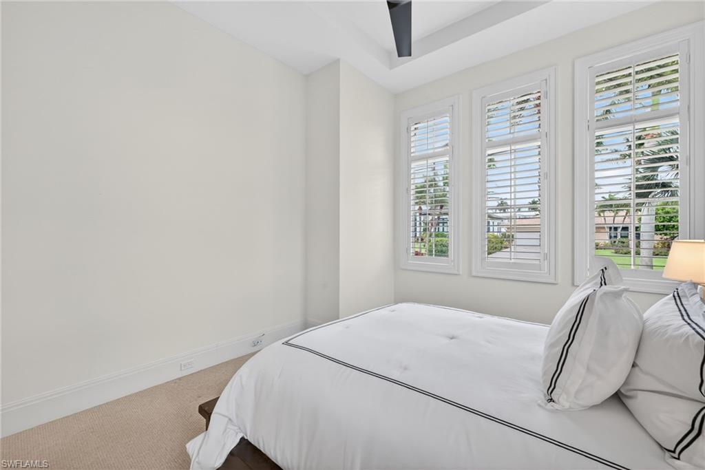 ROYAL HARBOR - Residential
