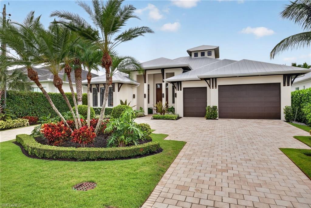 ROYAL HARBOR - Residential
