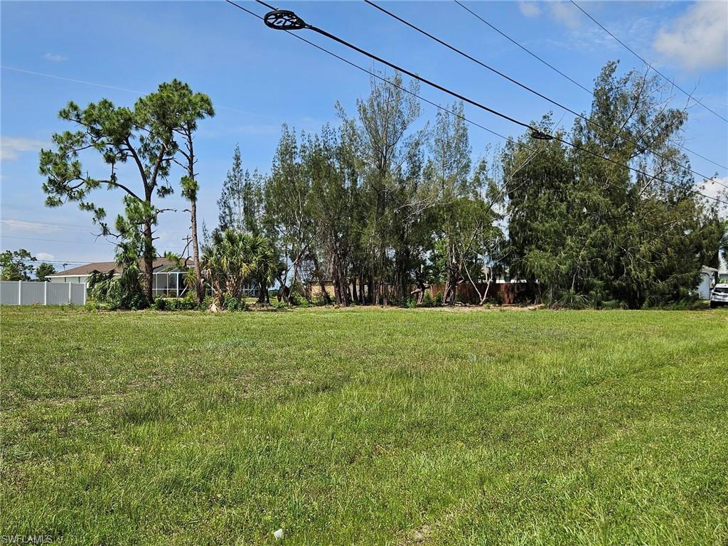 CAPE CORAL - Land