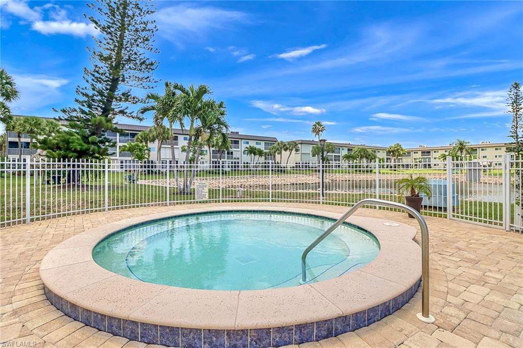 GULF WINDS EAST - Residential