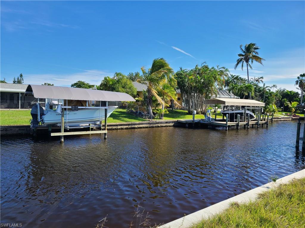 CAPE CORAL - Land