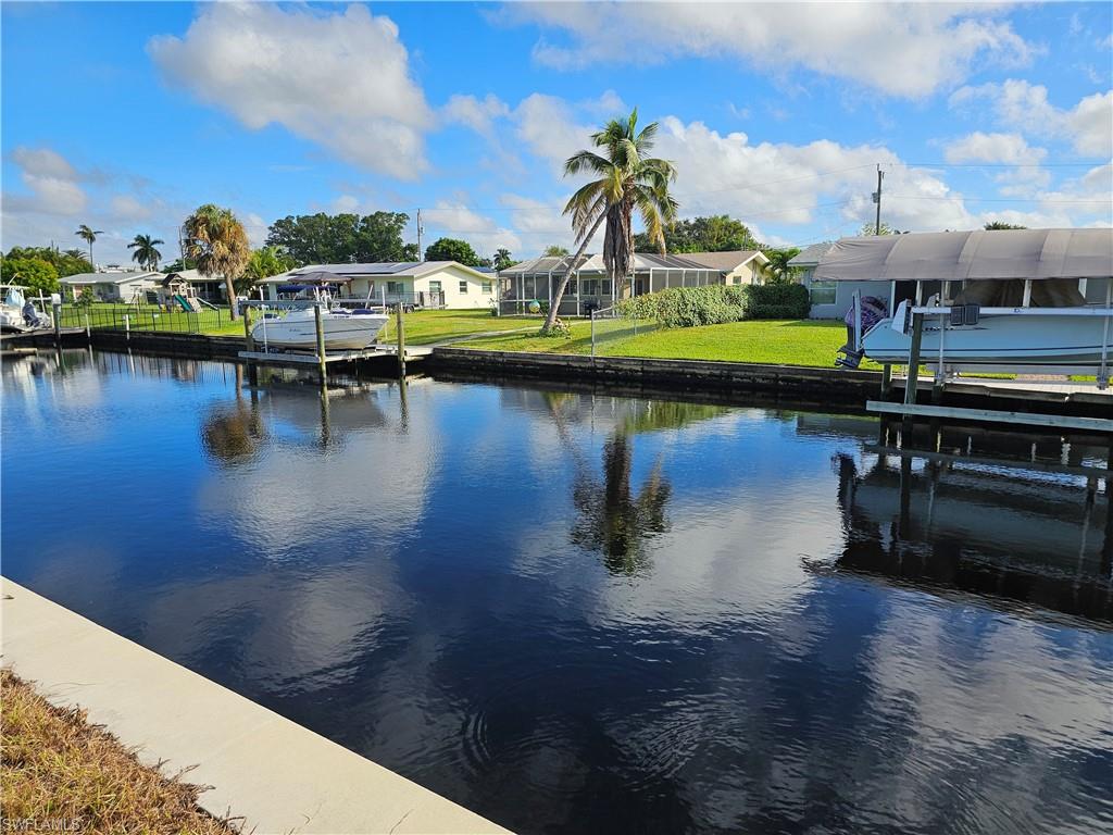 CAPE CORAL - Land