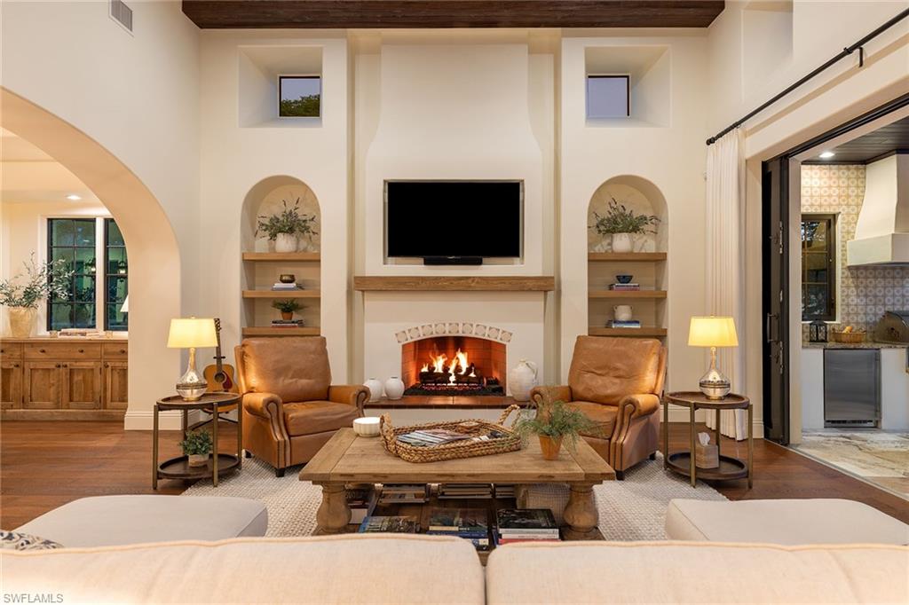 LUCARNO - Residential