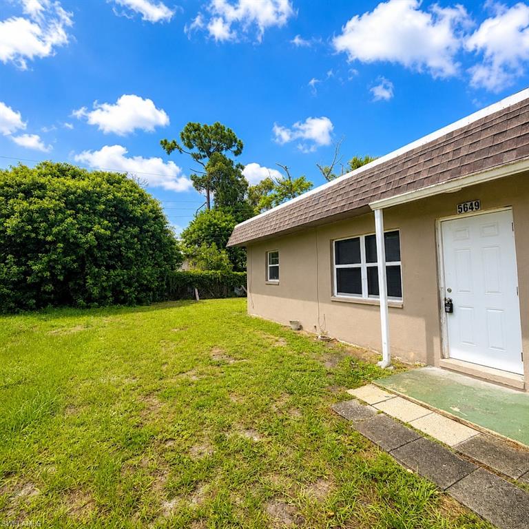 PINE MANOR - Residential Lease