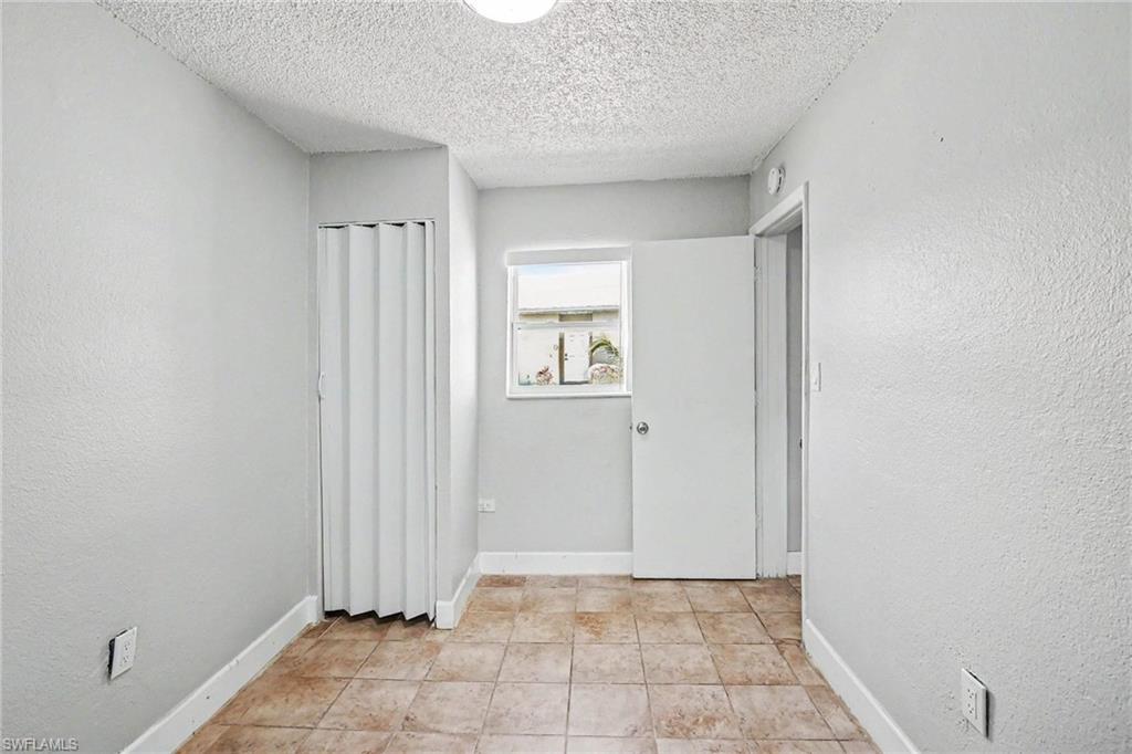 CARVER PARK - Residential Lease