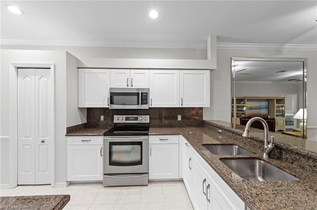 STONEYBROOK - Residential