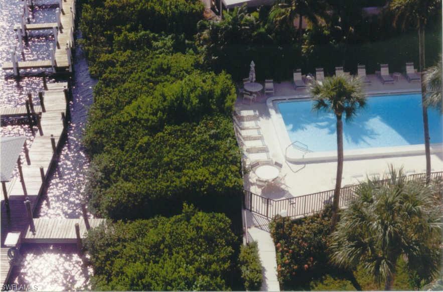 LITTLE HICKORY BAY - Residential Lease