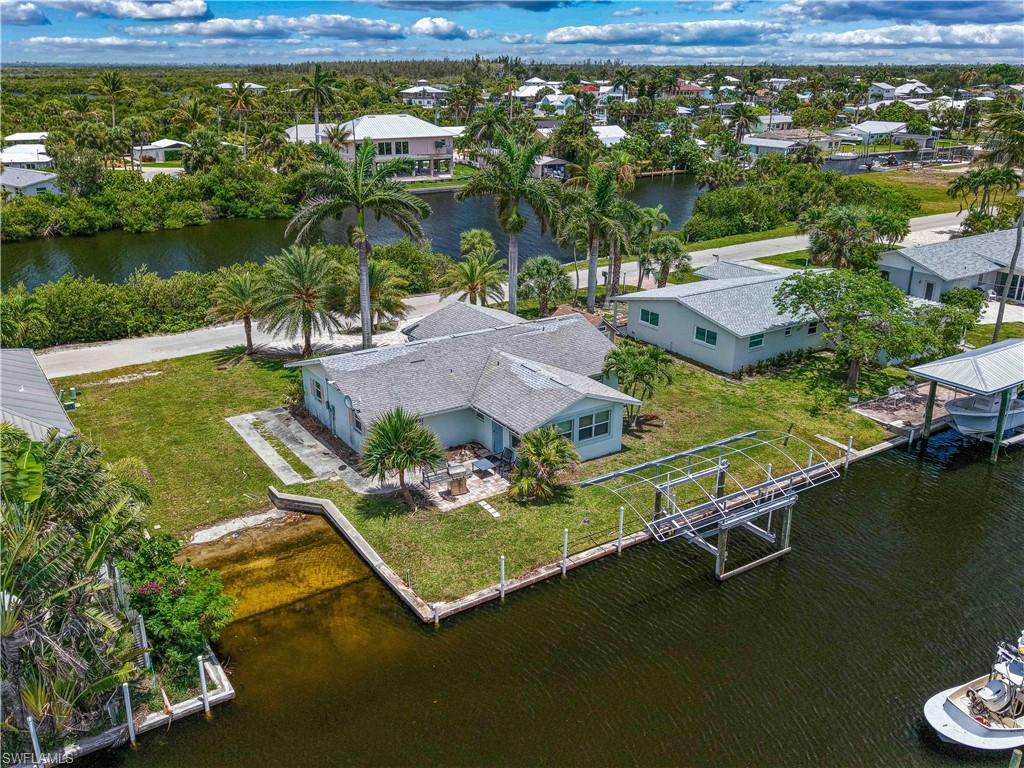 KNIGHTS BOKEELIA ISLE - Residential