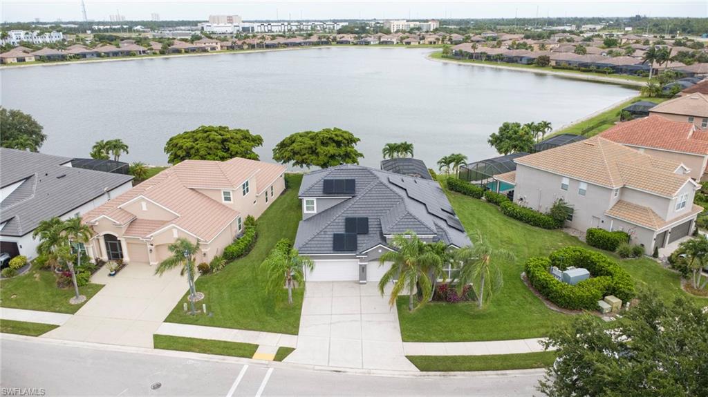 PROMENADE WEST - Residential
