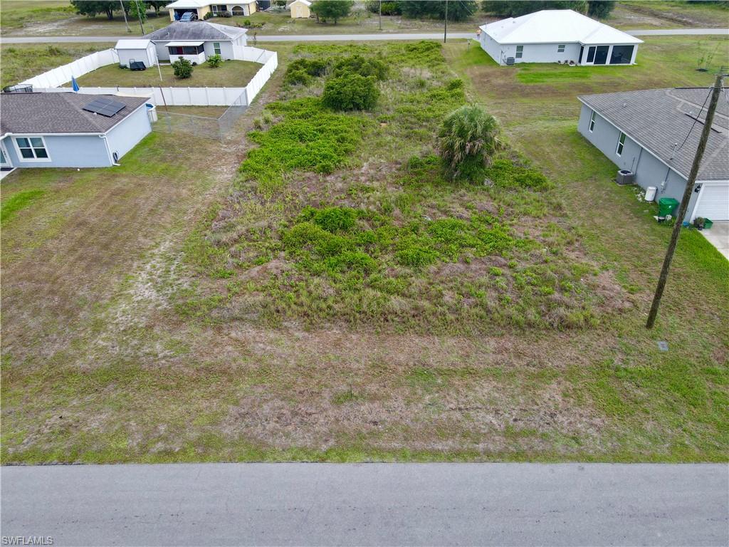 PORT LABELLE - Land