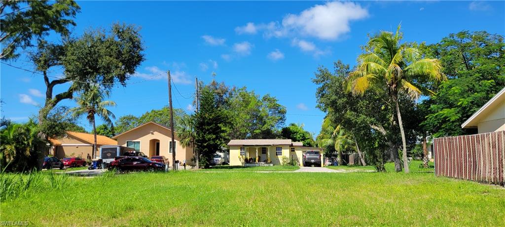 BONITA SPRINGS - Land