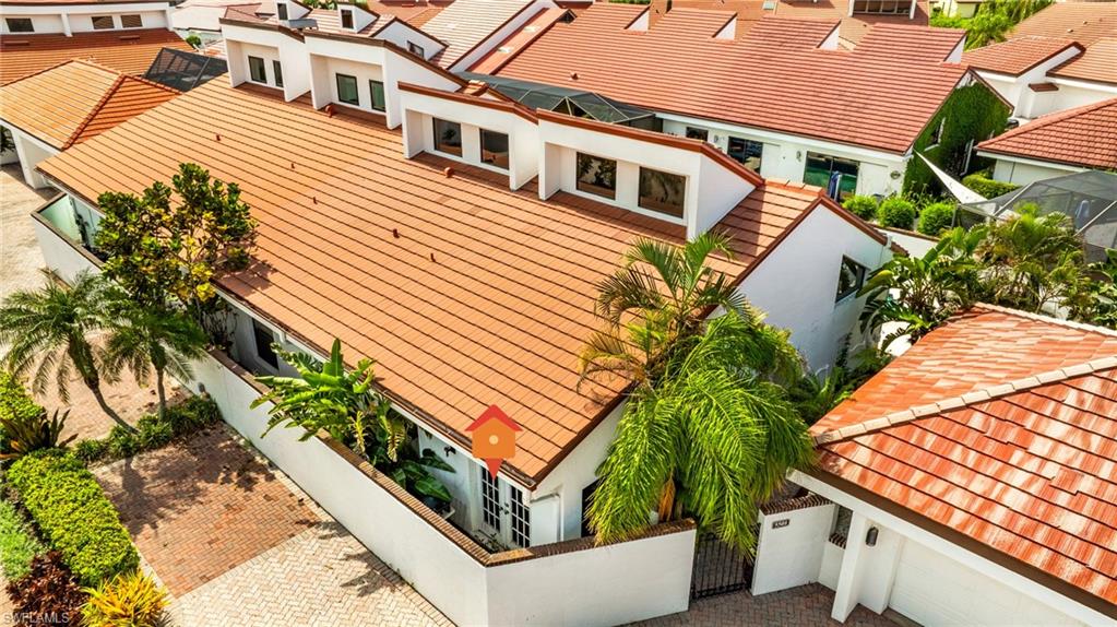 HARBOUR CASTLE - Residential