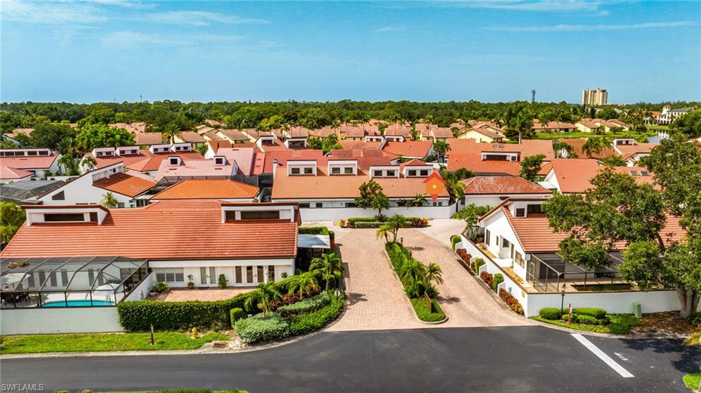 HARBOUR CASTLE - Residential