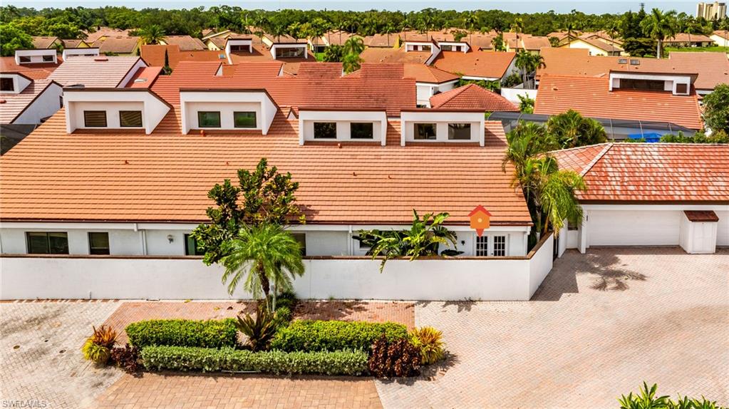 HARBOUR CASTLE - Residential