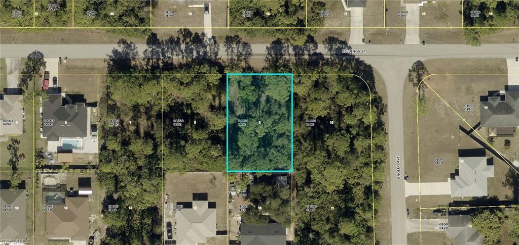 LEHIGH ACRES - Land