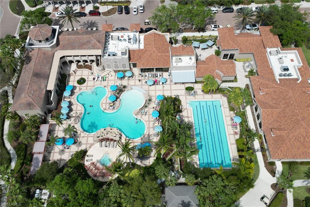 VILLA TUSCANY - Residential