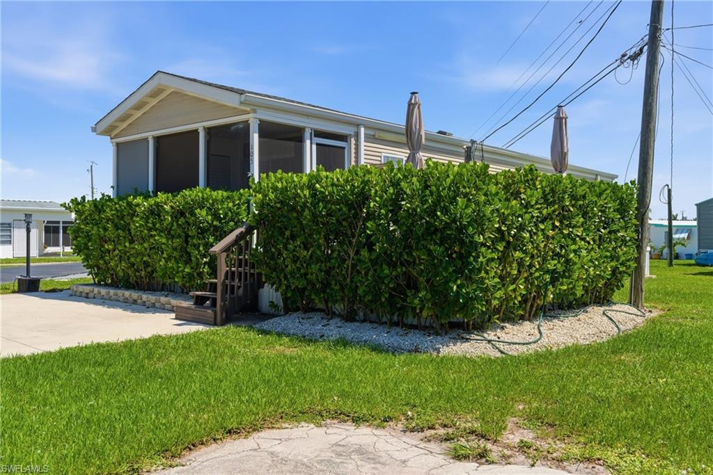SUN-N-FUN MOBILE HOME VILLAGE - Residential Lease