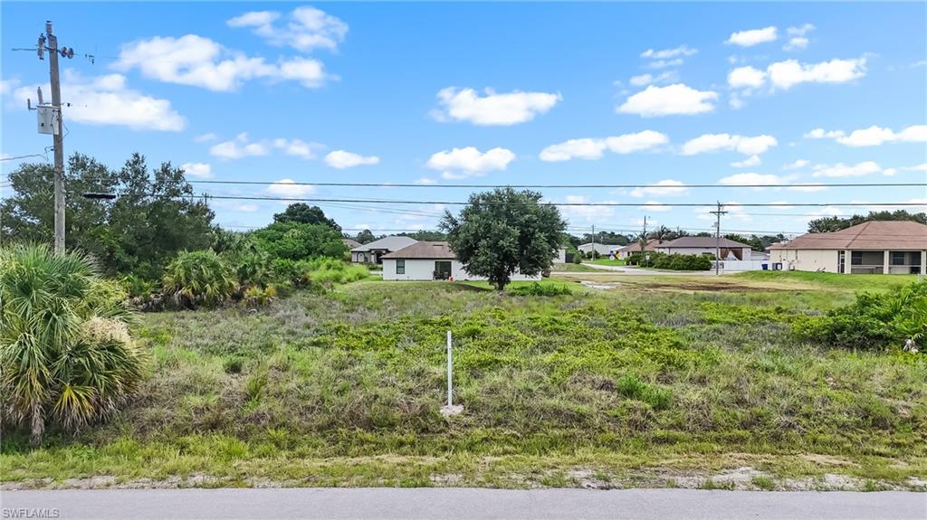 LEHIGH ACRES - Land
