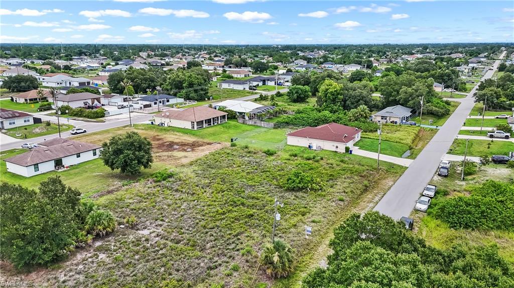 LEHIGH ACRES - Land